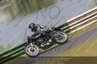 Vintage-motorcycle-club;eventdigitalimages;mallory-park;mallory-park-trackday-photographs;no-limits-trackdays;peter-wileman-photography;trackday-digital-images;trackday-photos;vmcc-festival-1000-bikes-photographs