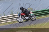 Vintage-motorcycle-club;eventdigitalimages;mallory-park;mallory-park-trackday-photographs;no-limits-trackdays;peter-wileman-photography;trackday-digital-images;trackday-photos;vmcc-festival-1000-bikes-photographs