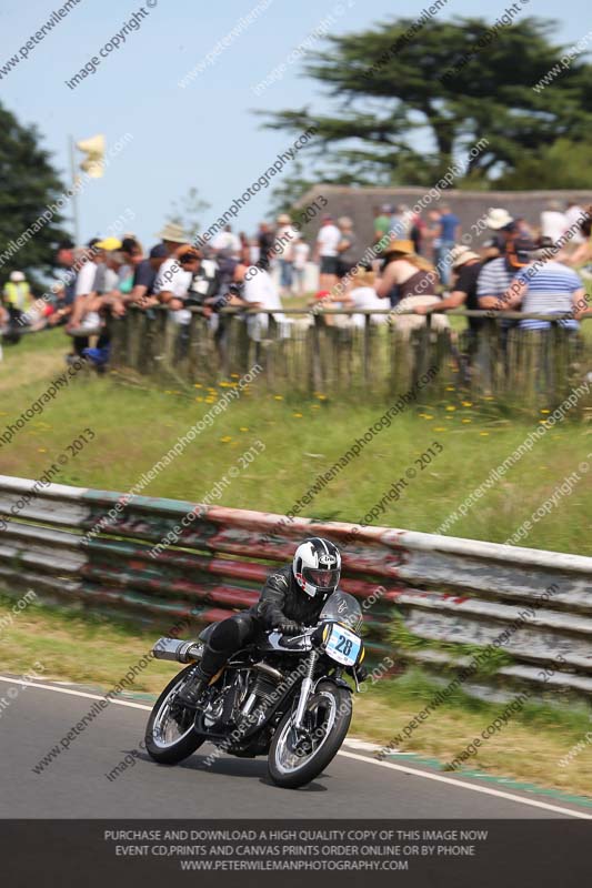 Vintage motorcycle club;eventdigitalimages;mallory park;mallory park trackday photographs;no limits trackdays;peter wileman photography;trackday digital images;trackday photos;vmcc festival 1000 bikes photographs