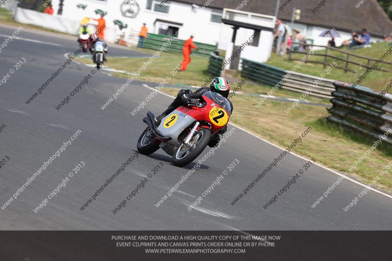 Vintage motorcycle club;eventdigitalimages;mallory park;mallory park trackday photographs;no limits trackdays;peter wileman photography;trackday digital images;trackday photos;vmcc festival 1000 bikes photographs