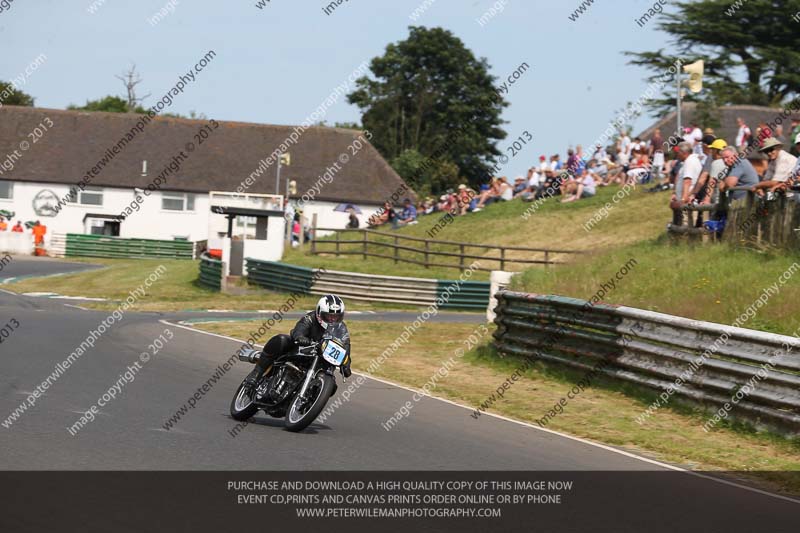 Vintage motorcycle club;eventdigitalimages;mallory park;mallory park trackday photographs;no limits trackdays;peter wileman photography;trackday digital images;trackday photos;vmcc festival 1000 bikes photographs