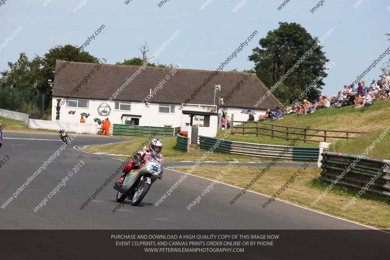 Vintage motorcycle club;eventdigitalimages;mallory park;mallory park trackday photographs;no limits trackdays;peter wileman photography;trackday digital images;trackday photos;vmcc festival 1000 bikes photographs