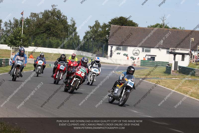 Vintage motorcycle club;eventdigitalimages;mallory park;mallory park trackday photographs;no limits trackdays;peter wileman photography;trackday digital images;trackday photos;vmcc festival 1000 bikes photographs