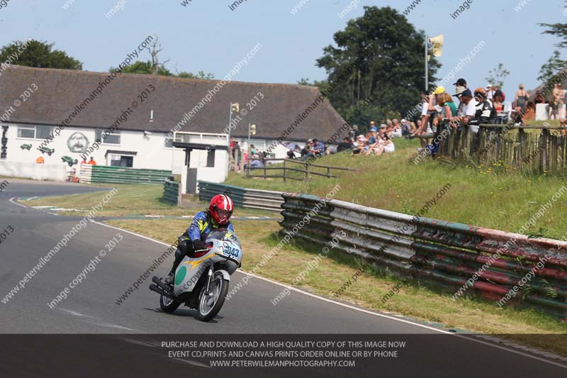 Vintage motorcycle club;eventdigitalimages;mallory park;mallory park trackday photographs;no limits trackdays;peter wileman photography;trackday digital images;trackday photos;vmcc festival 1000 bikes photographs
