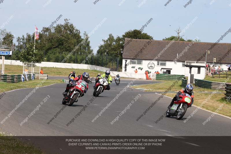 Vintage motorcycle club;eventdigitalimages;mallory park;mallory park trackday photographs;no limits trackdays;peter wileman photography;trackday digital images;trackday photos;vmcc festival 1000 bikes photographs