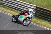 Vintage-motorcycle-club;eventdigitalimages;mallory-park;mallory-park-trackday-photographs;no-limits-trackdays;peter-wileman-photography;trackday-digital-images;trackday-photos;vmcc-festival-1000-bikes-photographs