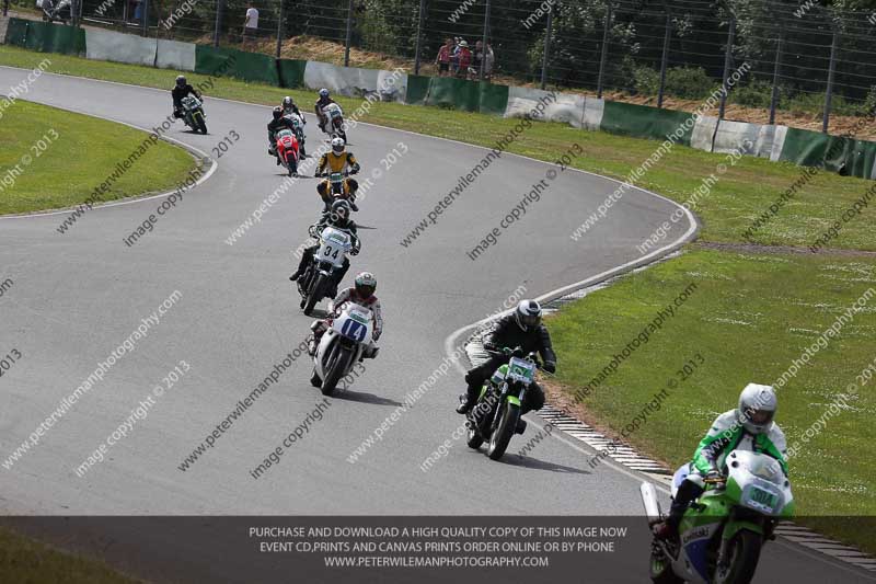 Vintage motorcycle club;eventdigitalimages;mallory park;mallory park trackday photographs;no limits trackdays;peter wileman photography;trackday digital images;trackday photos;vmcc festival 1000 bikes photographs