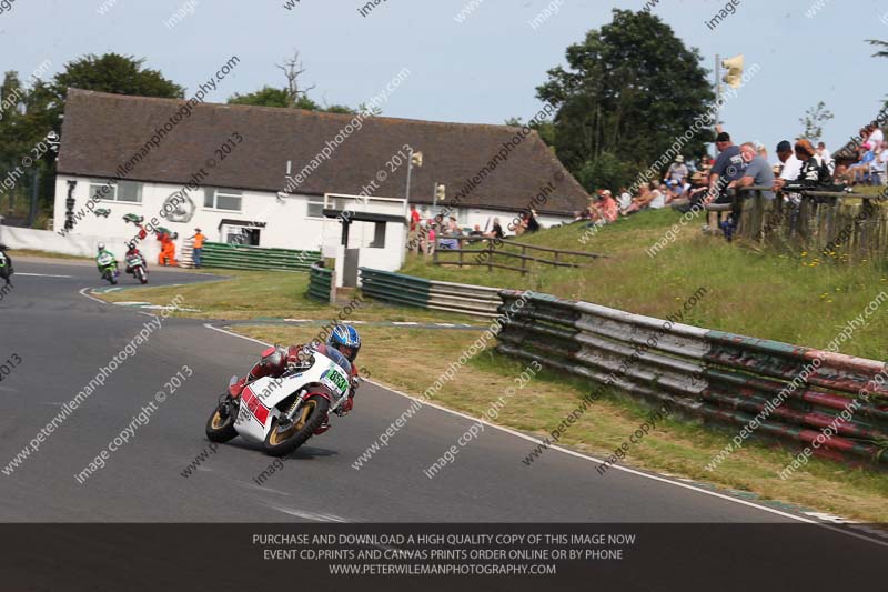 Vintage motorcycle club;eventdigitalimages;mallory park;mallory park trackday photographs;no limits trackdays;peter wileman photography;trackday digital images;trackday photos;vmcc festival 1000 bikes photographs