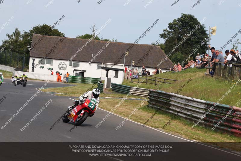 Vintage motorcycle club;eventdigitalimages;mallory park;mallory park trackday photographs;no limits trackdays;peter wileman photography;trackday digital images;trackday photos;vmcc festival 1000 bikes photographs