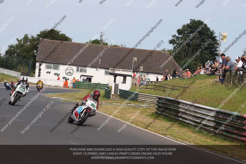 Vintage motorcycle club;eventdigitalimages;mallory park;mallory park trackday photographs;no limits trackdays;peter wileman photography;trackday digital images;trackday photos;vmcc festival 1000 bikes photographs