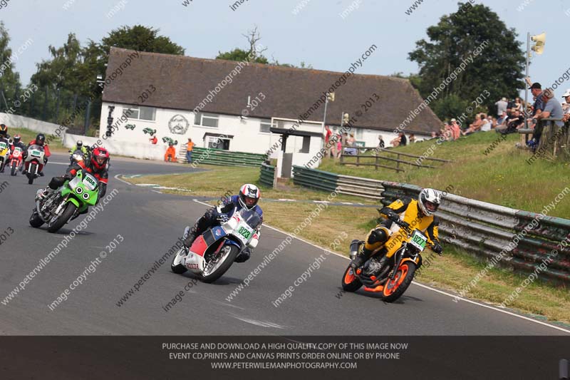 Vintage motorcycle club;eventdigitalimages;mallory park;mallory park trackday photographs;no limits trackdays;peter wileman photography;trackday digital images;trackday photos;vmcc festival 1000 bikes photographs