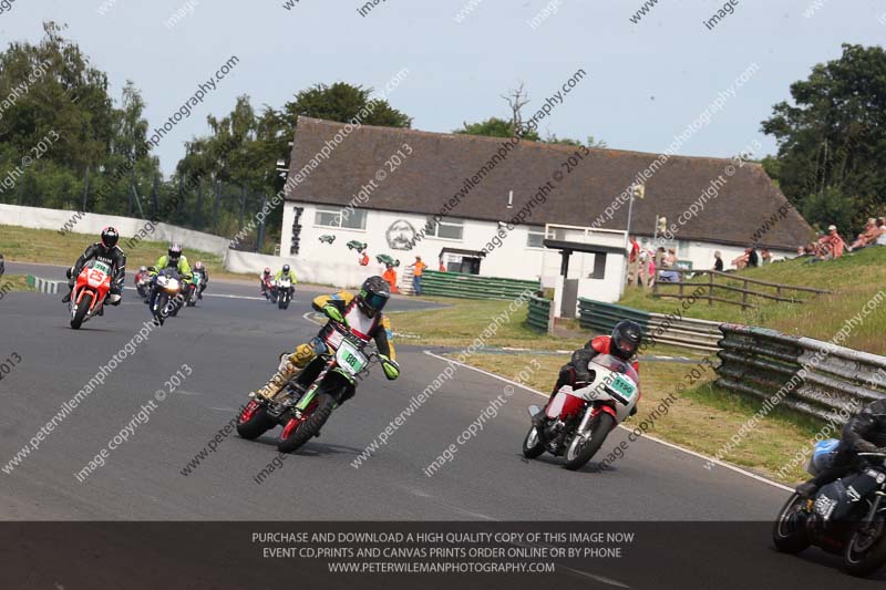 Vintage motorcycle club;eventdigitalimages;mallory park;mallory park trackday photographs;no limits trackdays;peter wileman photography;trackday digital images;trackday photos;vmcc festival 1000 bikes photographs