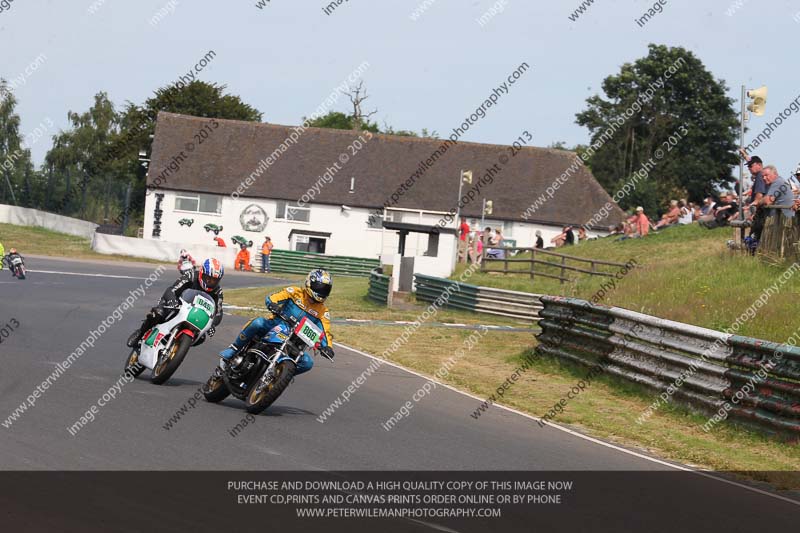 Vintage motorcycle club;eventdigitalimages;mallory park;mallory park trackday photographs;no limits trackdays;peter wileman photography;trackday digital images;trackday photos;vmcc festival 1000 bikes photographs