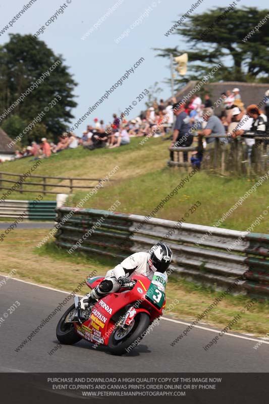 Vintage motorcycle club;eventdigitalimages;mallory park;mallory park trackday photographs;no limits trackdays;peter wileman photography;trackday digital images;trackday photos;vmcc festival 1000 bikes photographs