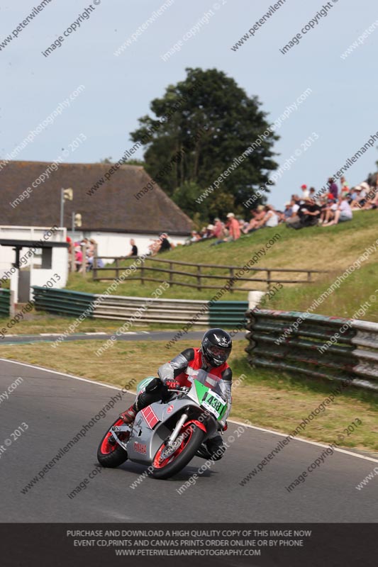 Vintage motorcycle club;eventdigitalimages;mallory park;mallory park trackday photographs;no limits trackdays;peter wileman photography;trackday digital images;trackday photos;vmcc festival 1000 bikes photographs