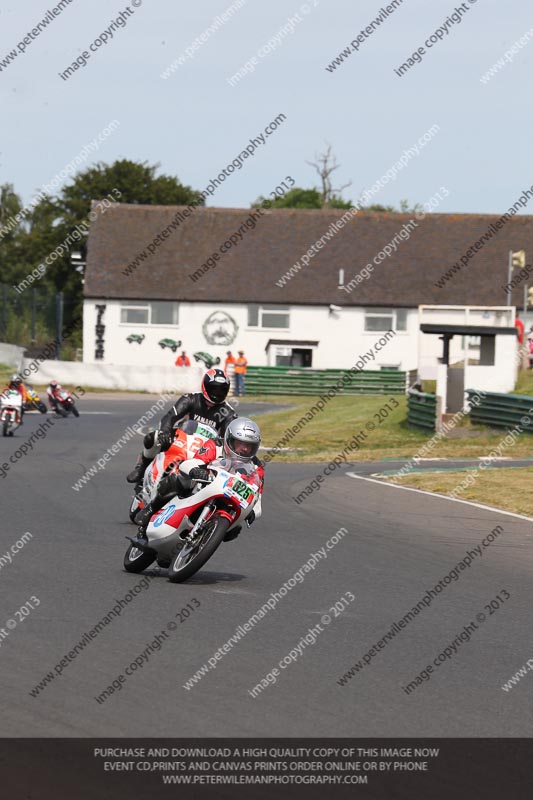 Vintage motorcycle club;eventdigitalimages;mallory park;mallory park trackday photographs;no limits trackdays;peter wileman photography;trackday digital images;trackday photos;vmcc festival 1000 bikes photographs