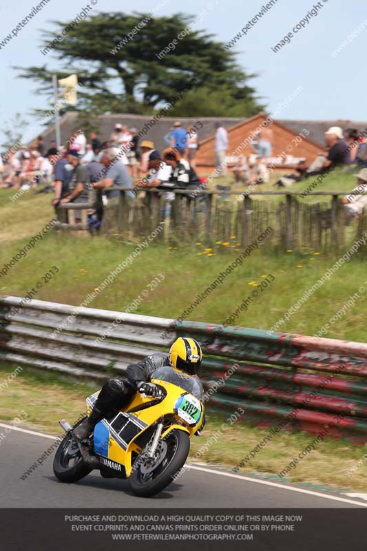 Vintage motorcycle club;eventdigitalimages;mallory park;mallory park trackday photographs;no limits trackdays;peter wileman photography;trackday digital images;trackday photos;vmcc festival 1000 bikes photographs