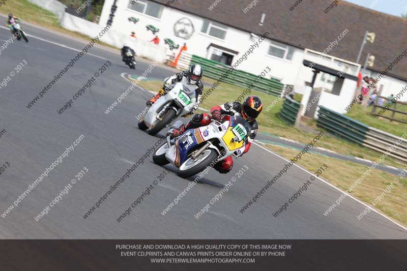 Vintage motorcycle club;eventdigitalimages;mallory park;mallory park trackday photographs;no limits trackdays;peter wileman photography;trackday digital images;trackday photos;vmcc festival 1000 bikes photographs