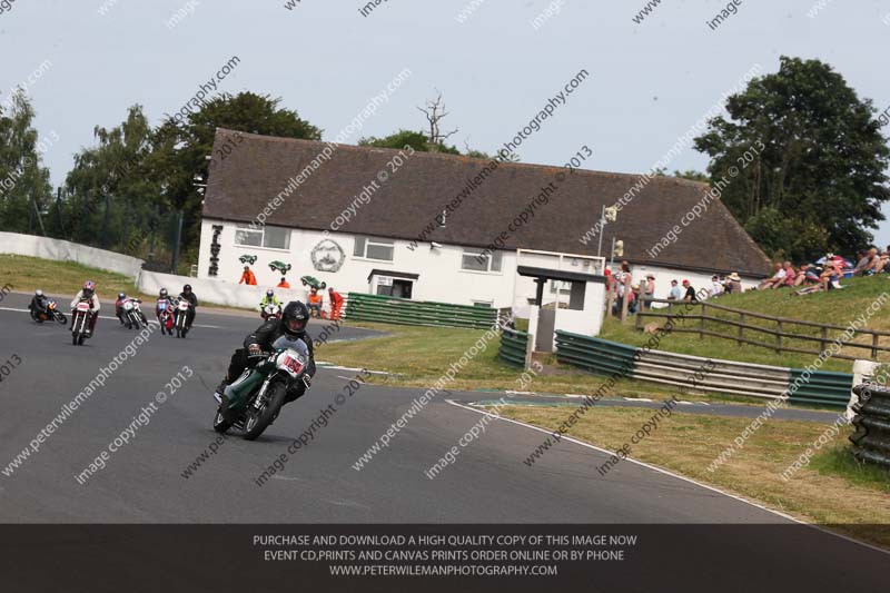 Vintage motorcycle club;eventdigitalimages;mallory park;mallory park trackday photographs;no limits trackdays;peter wileman photography;trackday digital images;trackday photos;vmcc festival 1000 bikes photographs