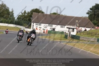 Vintage-motorcycle-club;eventdigitalimages;mallory-park;mallory-park-trackday-photographs;no-limits-trackdays;peter-wileman-photography;trackday-digital-images;trackday-photos;vmcc-festival-1000-bikes-photographs