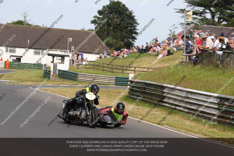 Vintage motorcycle club;eventdigitalimages;mallory park;mallory park trackday photographs;no limits trackdays;peter wileman photography;trackday digital images;trackday photos;vmcc festival 1000 bikes photographs