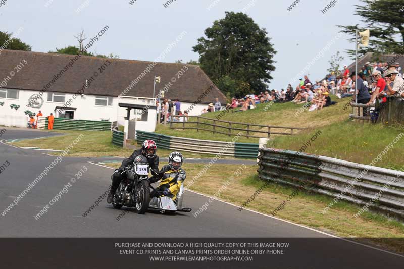 Vintage motorcycle club;eventdigitalimages;mallory park;mallory park trackday photographs;no limits trackdays;peter wileman photography;trackday digital images;trackday photos;vmcc festival 1000 bikes photographs