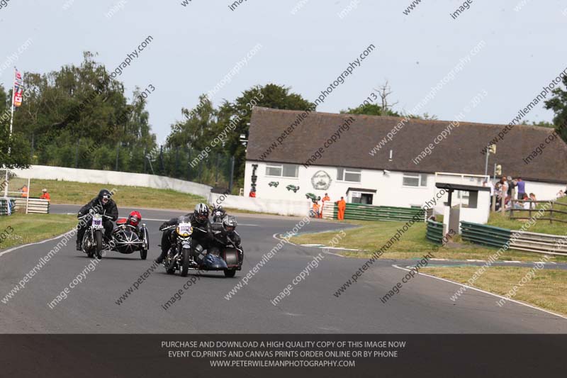 Vintage motorcycle club;eventdigitalimages;mallory park;mallory park trackday photographs;no limits trackdays;peter wileman photography;trackday digital images;trackday photos;vmcc festival 1000 bikes photographs