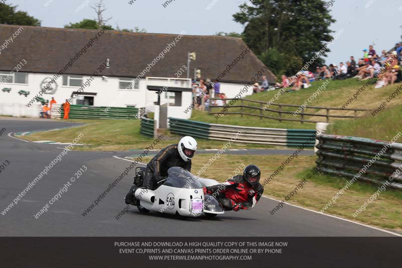 Vintage motorcycle club;eventdigitalimages;mallory park;mallory park trackday photographs;no limits trackdays;peter wileman photography;trackday digital images;trackday photos;vmcc festival 1000 bikes photographs