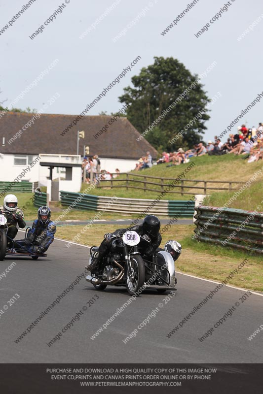 Vintage motorcycle club;eventdigitalimages;mallory park;mallory park trackday photographs;no limits trackdays;peter wileman photography;trackday digital images;trackday photos;vmcc festival 1000 bikes photographs