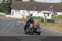 Vintage-motorcycle-club;eventdigitalimages;mallory-park;mallory-park-trackday-photographs;no-limits-trackdays;peter-wileman-photography;trackday-digital-images;trackday-photos;vmcc-festival-1000-bikes-photographs