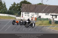 Vintage-motorcycle-club;eventdigitalimages;mallory-park;mallory-park-trackday-photographs;no-limits-trackdays;peter-wileman-photography;trackday-digital-images;trackday-photos;vmcc-festival-1000-bikes-photographs