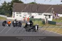 Vintage-motorcycle-club;eventdigitalimages;mallory-park;mallory-park-trackday-photographs;no-limits-trackdays;peter-wileman-photography;trackday-digital-images;trackday-photos;vmcc-festival-1000-bikes-photographs