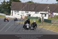 Vintage-motorcycle-club;eventdigitalimages;mallory-park;mallory-park-trackday-photographs;no-limits-trackdays;peter-wileman-photography;trackday-digital-images;trackday-photos;vmcc-festival-1000-bikes-photographs