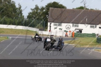 Vintage-motorcycle-club;eventdigitalimages;mallory-park;mallory-park-trackday-photographs;no-limits-trackdays;peter-wileman-photography;trackday-digital-images;trackday-photos;vmcc-festival-1000-bikes-photographs