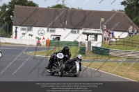 Vintage-motorcycle-club;eventdigitalimages;mallory-park;mallory-park-trackday-photographs;no-limits-trackdays;peter-wileman-photography;trackday-digital-images;trackday-photos;vmcc-festival-1000-bikes-photographs