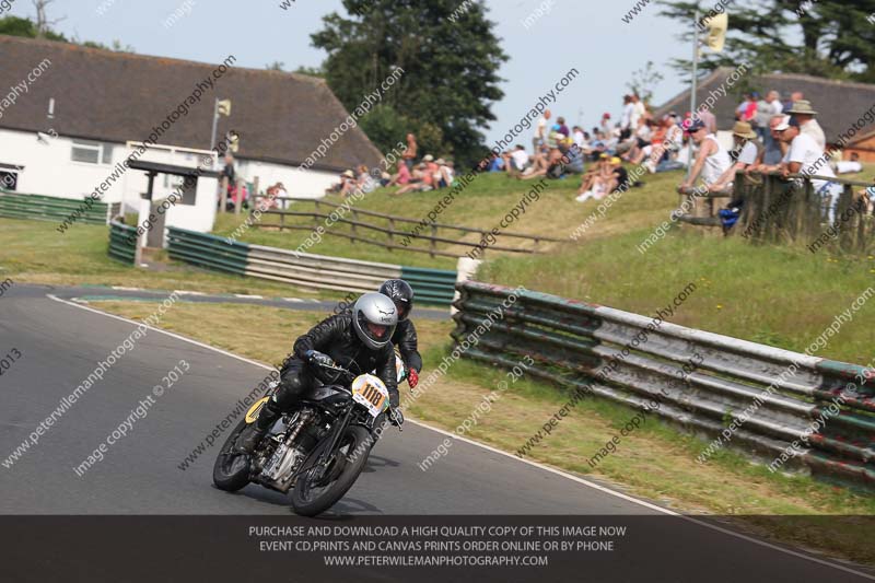 Vintage motorcycle club;eventdigitalimages;mallory park;mallory park trackday photographs;no limits trackdays;peter wileman photography;trackday digital images;trackday photos;vmcc festival 1000 bikes photographs