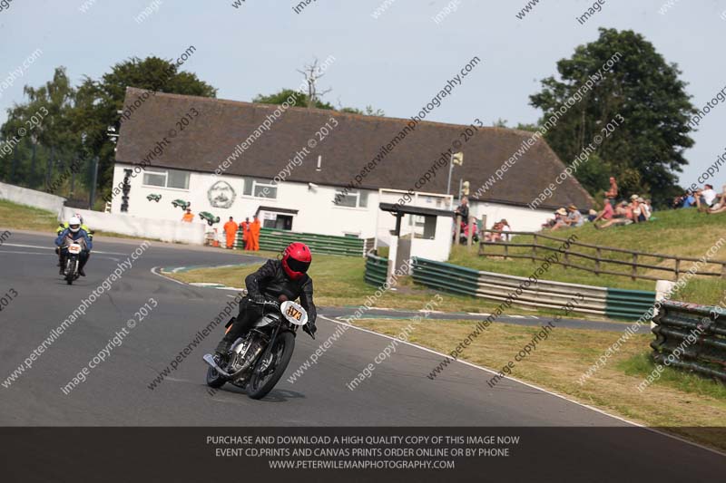 Vintage motorcycle club;eventdigitalimages;mallory park;mallory park trackday photographs;no limits trackdays;peter wileman photography;trackday digital images;trackday photos;vmcc festival 1000 bikes photographs