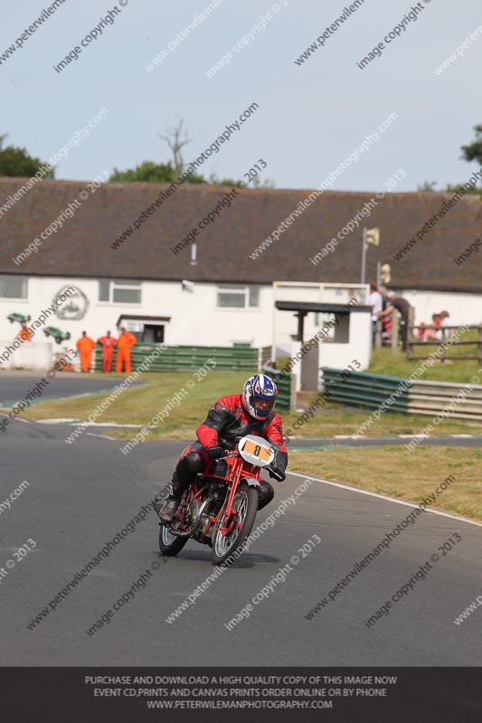 Vintage motorcycle club;eventdigitalimages;mallory park;mallory park trackday photographs;no limits trackdays;peter wileman photography;trackday digital images;trackday photos;vmcc festival 1000 bikes photographs