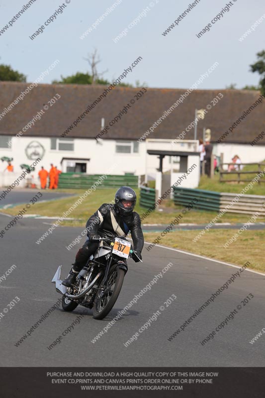 Vintage motorcycle club;eventdigitalimages;mallory park;mallory park trackday photographs;no limits trackdays;peter wileman photography;trackday digital images;trackday photos;vmcc festival 1000 bikes photographs