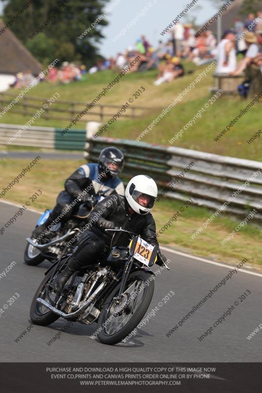 Vintage motorcycle club;eventdigitalimages;mallory park;mallory park trackday photographs;no limits trackdays;peter wileman photography;trackday digital images;trackday photos;vmcc festival 1000 bikes photographs