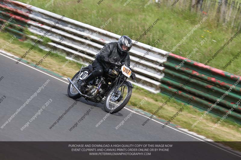 Vintage motorcycle club;eventdigitalimages;mallory park;mallory park trackday photographs;no limits trackdays;peter wileman photography;trackday digital images;trackday photos;vmcc festival 1000 bikes photographs