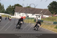 Vintage-motorcycle-club;eventdigitalimages;mallory-park;mallory-park-trackday-photographs;no-limits-trackdays;peter-wileman-photography;trackday-digital-images;trackday-photos;vmcc-festival-1000-bikes-photographs