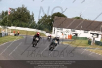 Vintage-motorcycle-club;eventdigitalimages;mallory-park;mallory-park-trackday-photographs;no-limits-trackdays;peter-wileman-photography;trackday-digital-images;trackday-photos;vmcc-festival-1000-bikes-photographs