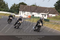 Vintage-motorcycle-club;eventdigitalimages;mallory-park;mallory-park-trackday-photographs;no-limits-trackdays;peter-wileman-photography;trackday-digital-images;trackday-photos;vmcc-festival-1000-bikes-photographs