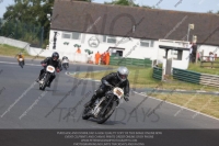 Vintage-motorcycle-club;eventdigitalimages;mallory-park;mallory-park-trackday-photographs;no-limits-trackdays;peter-wileman-photography;trackday-digital-images;trackday-photos;vmcc-festival-1000-bikes-photographs