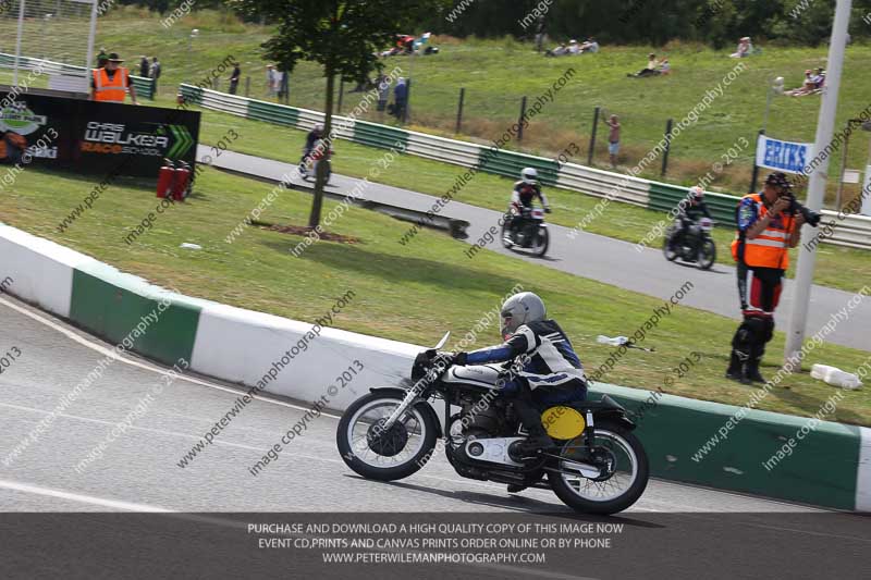 Vintage motorcycle club;eventdigitalimages;mallory park;mallory park trackday photographs;no limits trackdays;peter wileman photography;trackday digital images;trackday photos;vmcc festival 1000 bikes photographs