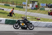 Vintage-motorcycle-club;eventdigitalimages;mallory-park;mallory-park-trackday-photographs;no-limits-trackdays;peter-wileman-photography;trackday-digital-images;trackday-photos;vmcc-festival-1000-bikes-photographs