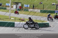 Vintage-motorcycle-club;eventdigitalimages;mallory-park;mallory-park-trackday-photographs;no-limits-trackdays;peter-wileman-photography;trackday-digital-images;trackday-photos;vmcc-festival-1000-bikes-photographs