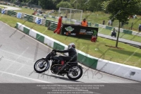 Vintage-motorcycle-club;eventdigitalimages;mallory-park;mallory-park-trackday-photographs;no-limits-trackdays;peter-wileman-photography;trackday-digital-images;trackday-photos;vmcc-festival-1000-bikes-photographs