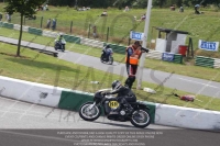 Vintage-motorcycle-club;eventdigitalimages;mallory-park;mallory-park-trackday-photographs;no-limits-trackdays;peter-wileman-photography;trackday-digital-images;trackday-photos;vmcc-festival-1000-bikes-photographs